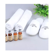 Brand New Quality Assured Latest Designs Hotel  toothbrush slipper hotel soap Toiltery Set